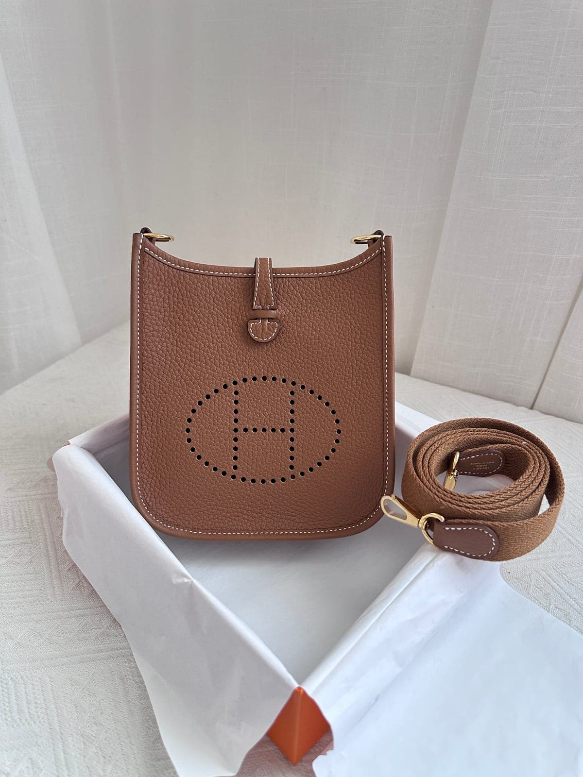 Hermès Evelyne 16 Gold GHW