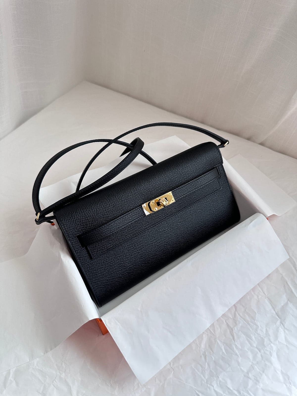 Hermès KELLY TO GO Black GHW